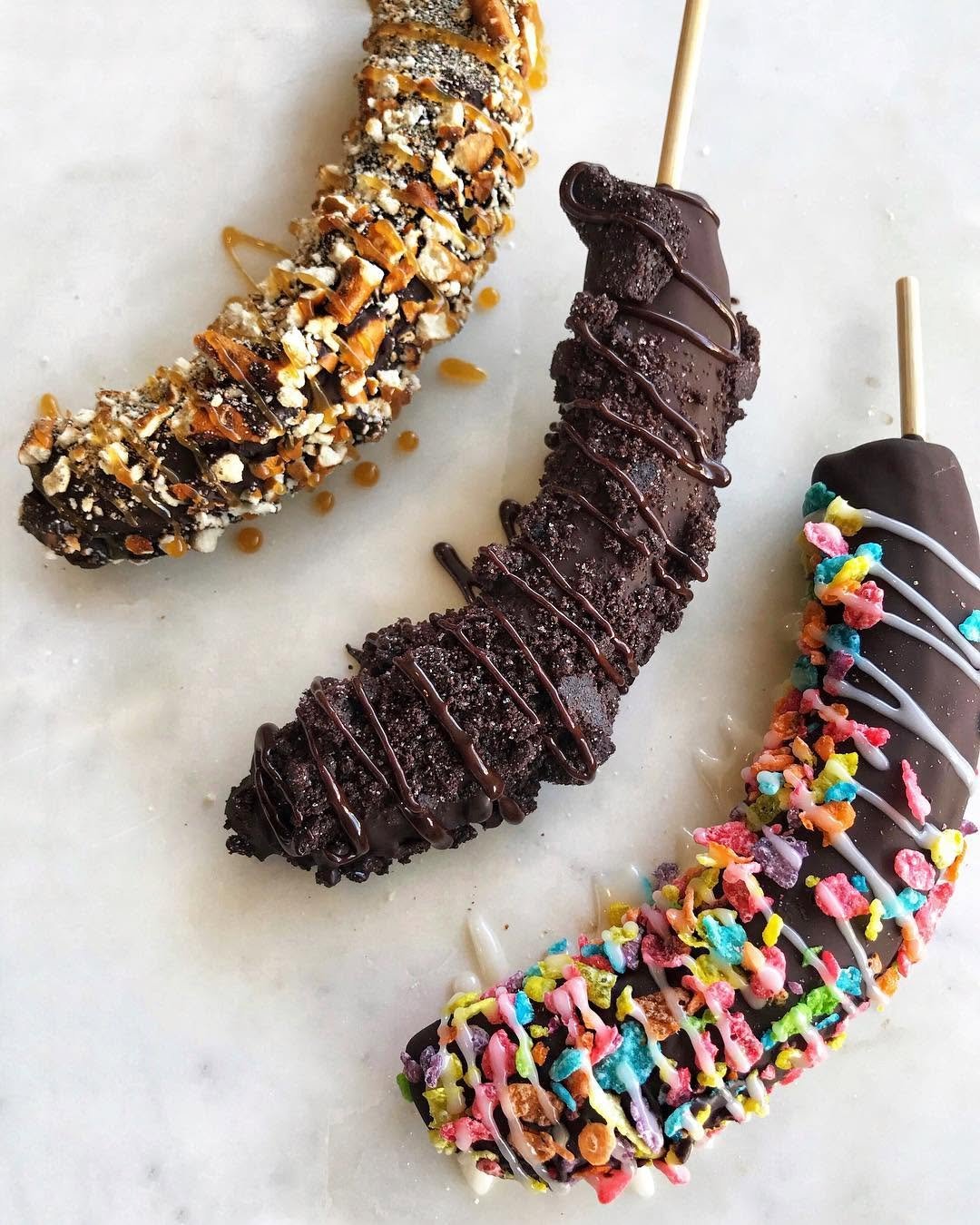 Chocolate bananas